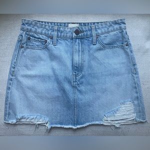 Alice + Olivia Denim Mini Skirt Size 27 / 4